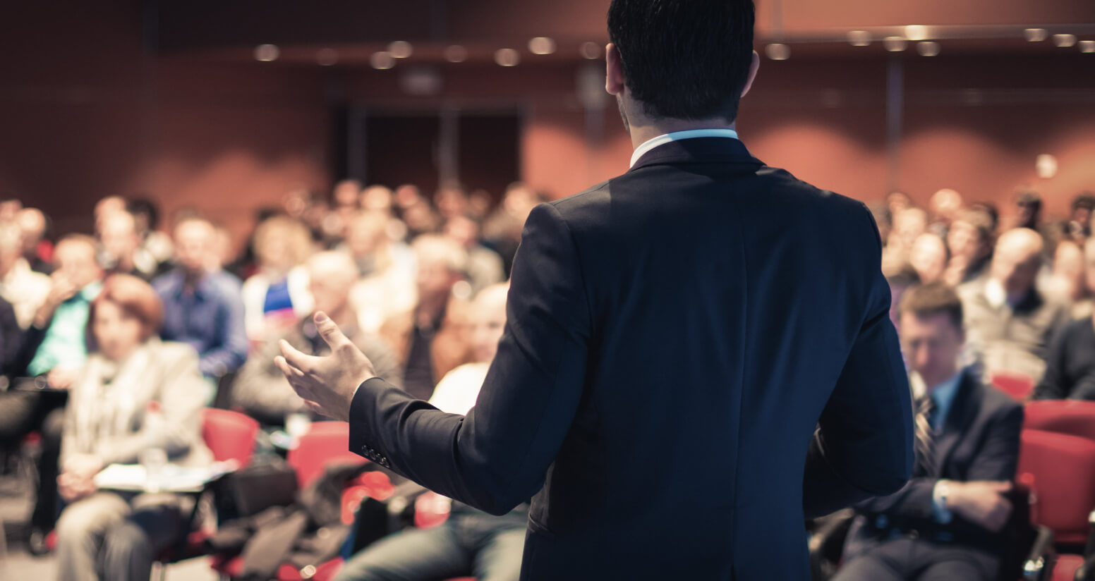 ３ヶ月でネイティブと戦える英語へ。トライズ 英語プレゼン実践コース